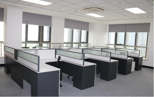 多雨季節，辦公家具防潮除濕很重要